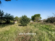 Terrain constructible 1400m² à Eguilles