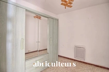 Immeuble polyvalent de 168,48m² composé de deux appartements à Rognes 13840