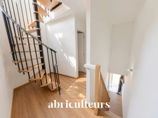 Belle maison de village entièrement rénovée de 80m²  à Rognes 13840