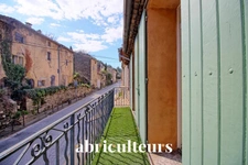 Immeuble polyvalent de 168,48m² composé de deux appartements à Rognes 13840