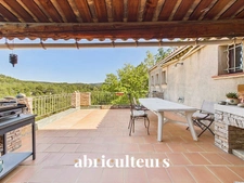 Charmante maison T6 de 180m² sur un terrain d' 1 hectare m² à vendre à Rognes (13840)