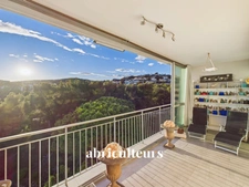 Appartement 4 pièces avec vérandas et cave à Bandol