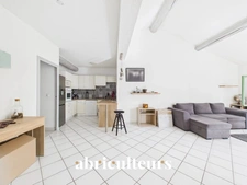 Charmant appartement T4 de 68,45m² avec terrasse à Pertuis (84120)