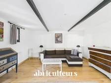 Belle propriété avec terrain, piscine/ poolhouse, dépendance à Rognes 13840