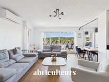 RARE: Charmant appartement de 85m² avec vue dégagée et terrasse de 31,78m²<span></span>Quartier Saint Mitre<span></span>Aix-en-Provence