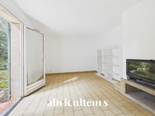 Maison T4 fort potentiel avec terrain de 10 000m² à Rognes 13840