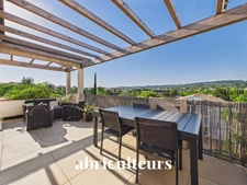 RARE: Charmant appartement de 85m² avec vue dégagée et terrasse de 31,78m² - Quartier Saint Mitre - Aix-en-Provence