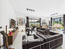 Maison contemporaine 111,6 m²  à Aix-en-Provence