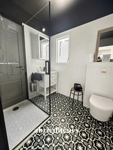 Magnifique propriété  de 235m² avec piscine, et dépendances à Rognes 13840