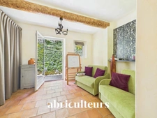 Vue panoramique pour cette magnifique villa Au temps des bastides de 292 m² à Rognes