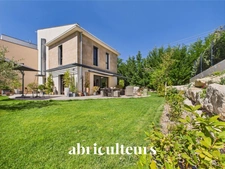 Maison contemporaine 111,6 m²  à Aix-en-Provence