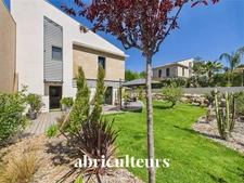 Maison contemporaine 111,6 m²  à Aix-en-Provence