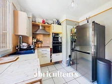 Charmant appartement T4 avec balcon à Aix-en-Provence (13100)