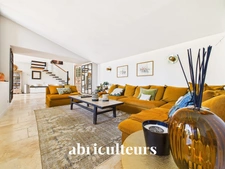 Chef-d'oeuvre historique rénové en maison T5 de 260m²<span></span>13840 Rognes