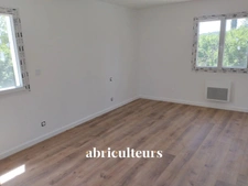 Belle maison neuve T4 81m² avec terrain et garage à Saint-Cannat (13760)