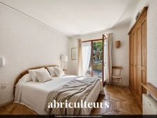 Charmante maison T6 de 180m² sur un terrain d' 1 hectare m² à vendre à Rognes (13840)