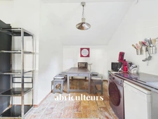 Magnifique propriété avec terrain, piscine/ poolhouse, dépendance à Rognes 13840