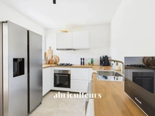 Rognes<span></span>Maison de charme rénovée avec terrasse et jardin privatif