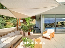 BIEN D'EXCEPTION | Aix-en-Provence : Villa Contemporaine d’Architecte avec Vue Panoramique