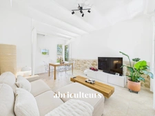 Rognes<span></span>Maison de charme rénovée avec terrasse et jardin privatif