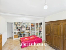 CHARENTAISE AUX BEAUX VOLUMES<span></span>VILLENEUVE LA COMTESSE