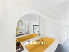 CHARENTAISE AUX BEAUX VOLUMES - VILLENEUVE LA COMTESSE