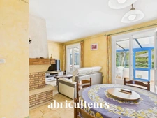 MAISON DE PLAIN-PIED<span></span>DEPENDANCES<span></span>GRAND TERRAIN<span></span>TELOCHE