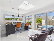 Maison de 141 m² avec jardin, piscine - 6 pièces – Le Croisic