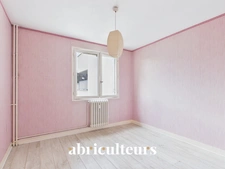 Appartement T2 avec terrasse et balcon<span></span>Lumineux, au cœur de Tours quartier Salengro