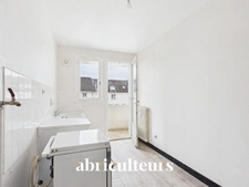 Appartement T2 avec terrasse et balcon<span></span>Lumineux, au cœur de Tours quartier Salengro