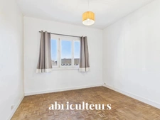 AU 3EME ETAGE<span></span>APPARTEMENT LUMINEUX<span></span>CENTRE VILLE SAINT NAZAIRE