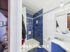 BIENS A VENDRE SUR TERRAIN CLOTURE - CENTRE VILLE - LA BARRE DE MONTS