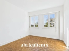 AU 3EME ETAGE<span></span>APPARTEMENT LUMINEUX<span></span>CENTRE VILLE SAINT NAZAIRE