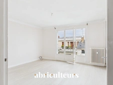 Appartement T2 avec terrasse et balcon<span></span>Lumineux, au cœur de Tours quartier Salengro