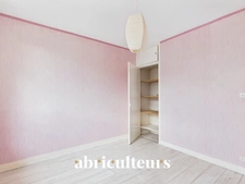 Appartement T2 avec terrasse et balcon<span></span>Lumineux, au cœur de Tours quartier Salengro