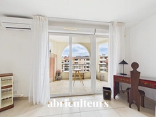 Appartement  lumineux de 47 m² avec balcon<span></span>2 pièces<span></span>Cagnes-sur-Mer