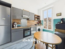 T4 de 88 m2 avec balcon - Nice Raimbaldi