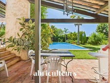 Maison en ville avec piscine et jardin<span></span>La Colle-sur-Loup<span></span>5 chambres<span></span>276 m2