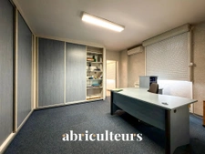 Bâtiment Industriel et Commercial de 800 m2 environ • Le Muy • ZI Les Ferrières