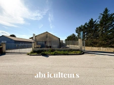 Entrepôt & Bâtiment Commercial zone d’activité dynamique près de l’A8 en vente Le Muy (83490)