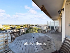 EXCLUSIVITE - APPARTEMENT T3 DE 58 m2 - ANTIBES LES BASTIDES - VUE EXCEPTIONNELLE