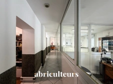 Bâtiment Industriel et Commercial de 800 m2 environ • Le Muy • ZI Les Ferrières