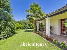 Maison en ville avec piscine et jardin<span></span>La Colle-sur-Loup<span></span>5 chambres<span></span>276 m2