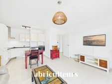 Appartement  lumineux de 47 m² avec balcon<span></span>2 pièces<span></span>Cagnes-sur-Mer