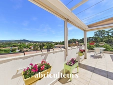 Maison avec piscine et jardin • Six-Fours-les-Plages • 4 chambres • 185 m2