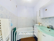 EXCLUSIVITE - APPARTEMENT T3 DE 58 m2 - ANTIBES LES BASTIDES - VUE EXCEPTIONNELLE