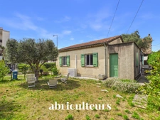 Charmante maison de plain-pied de 80 m² habitables - Jardin de 522 m² - Cannes La Bocca