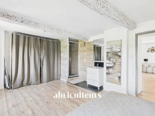 Charmant appartement duplex de 108 m²<span></span>Cave voûtée<span></span>Callian (83440)