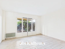 Agréable 2 pièces de 42 m² en rez-de-jardin avec terrasse et cave – Le Cannet