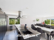 Villa contemporaine de 186 m² avec vue panoramique<span></span>Domaine sécurisé<span></span>Bagnols-en-Forêt